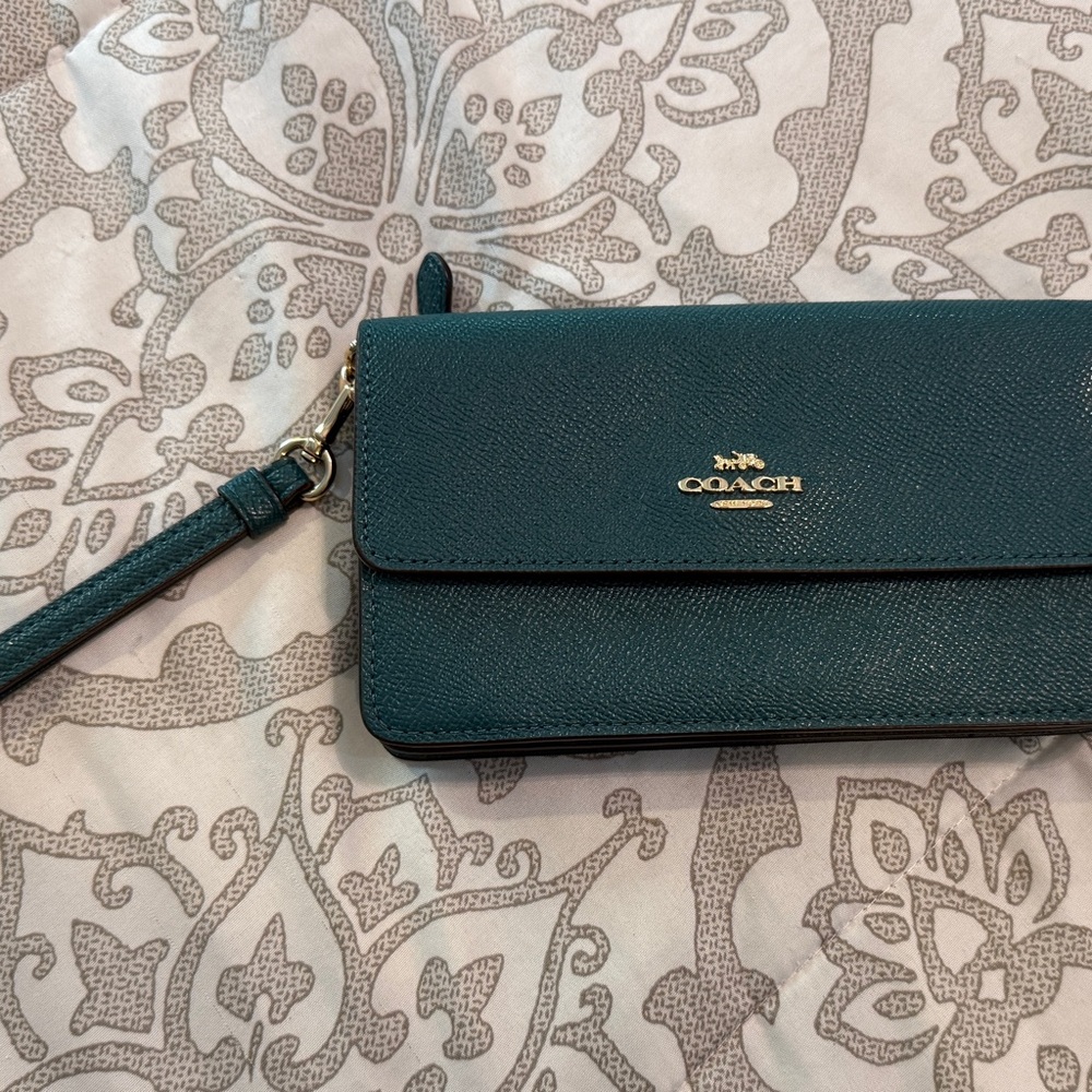 Coach Foldover Wristlet F73793 Teal Crossgrain Leather NWOT